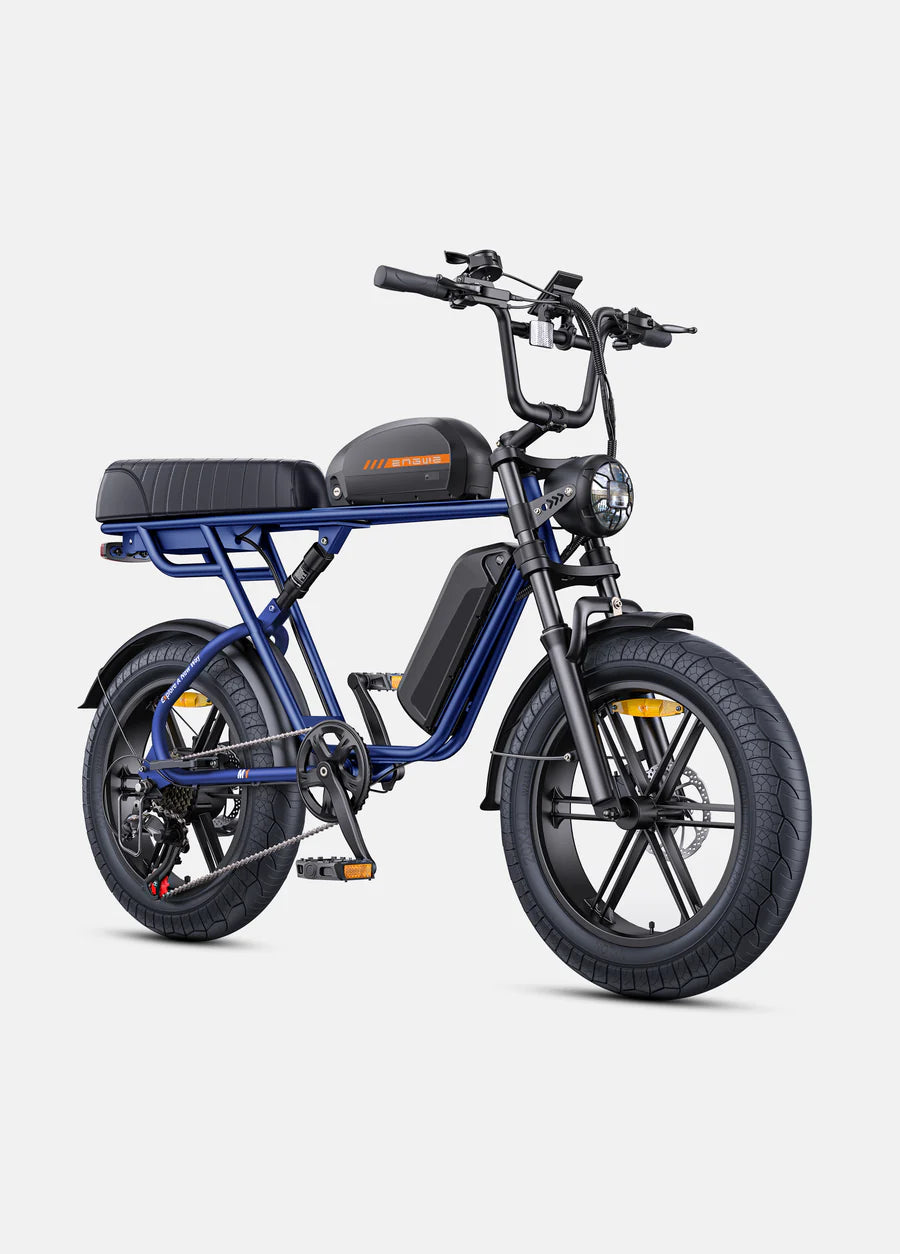 Elektrische fiets ENGWE M20, blauw, zijaanzicht schuin rechtsvoor, dubbele accu