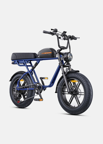 Elektrische fiets ENGWE M20, blauw, zijaanzicht schuin rechtsvoor
